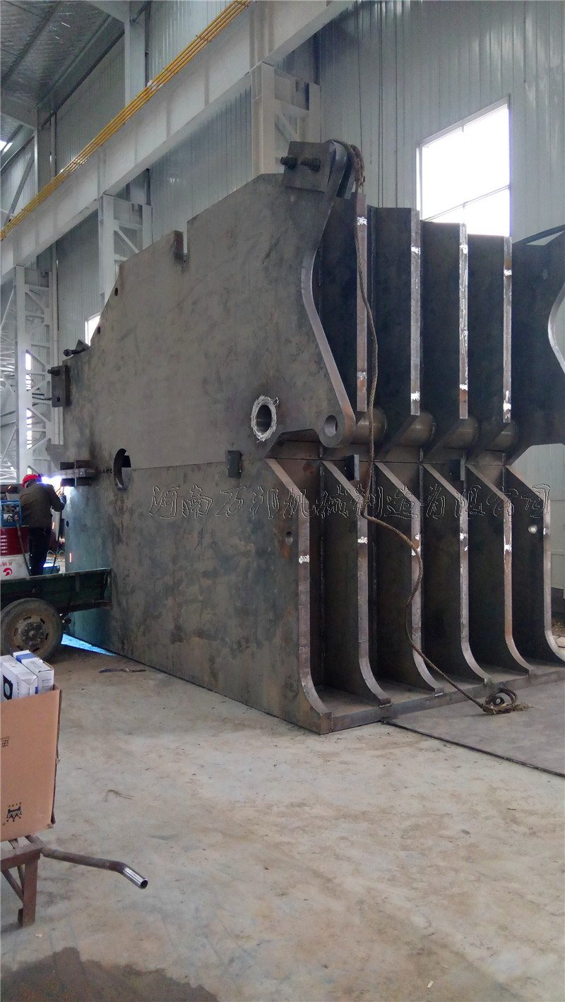 6000馬力廢鋼破碎機(jī)